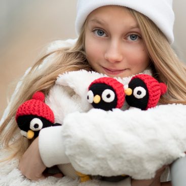 Pinguino bambolotto realizzato all'uncinetto